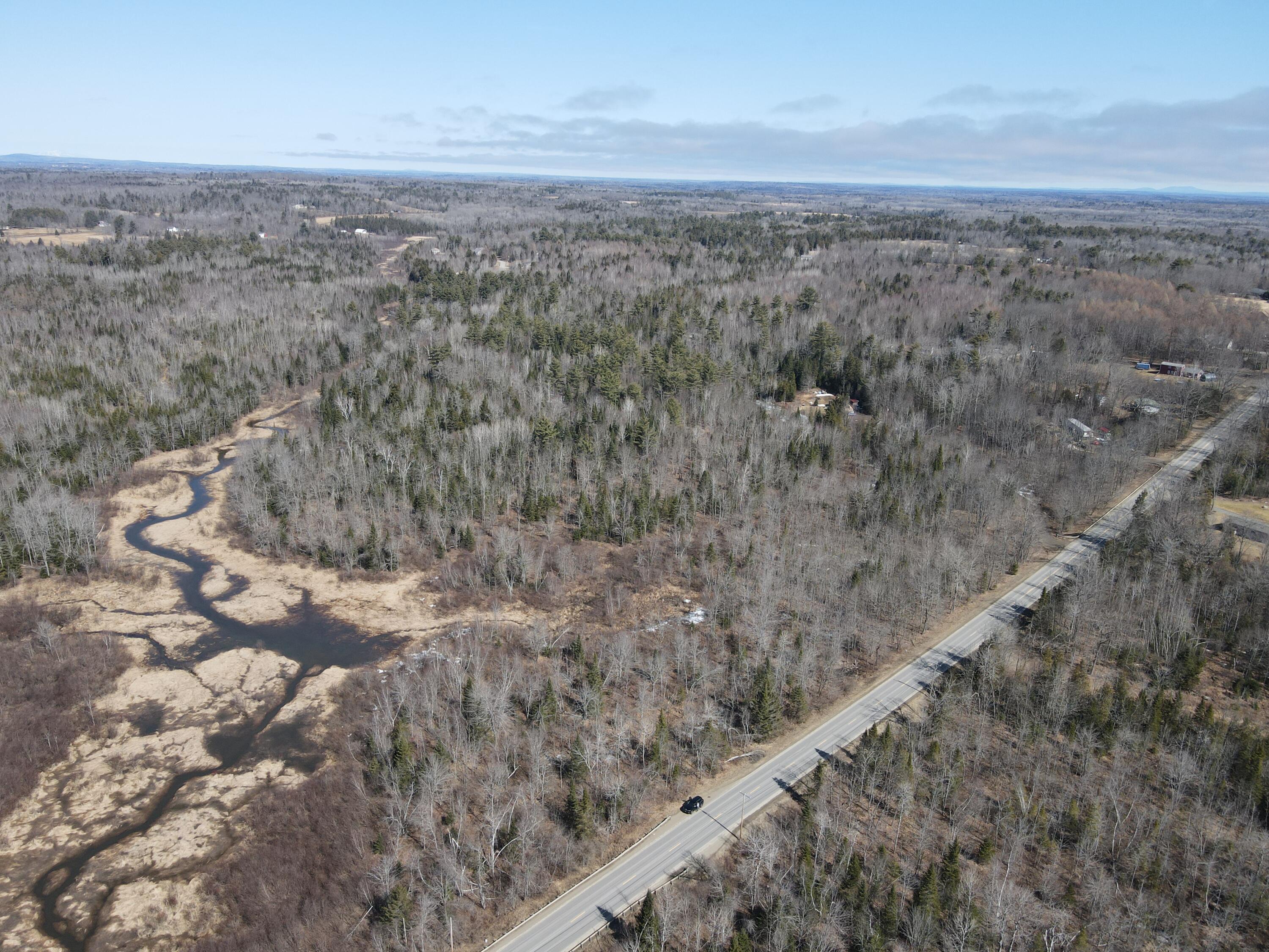 34-003 Stetson Road West Levant, ME 04456 - Photo 3 of 9 3
