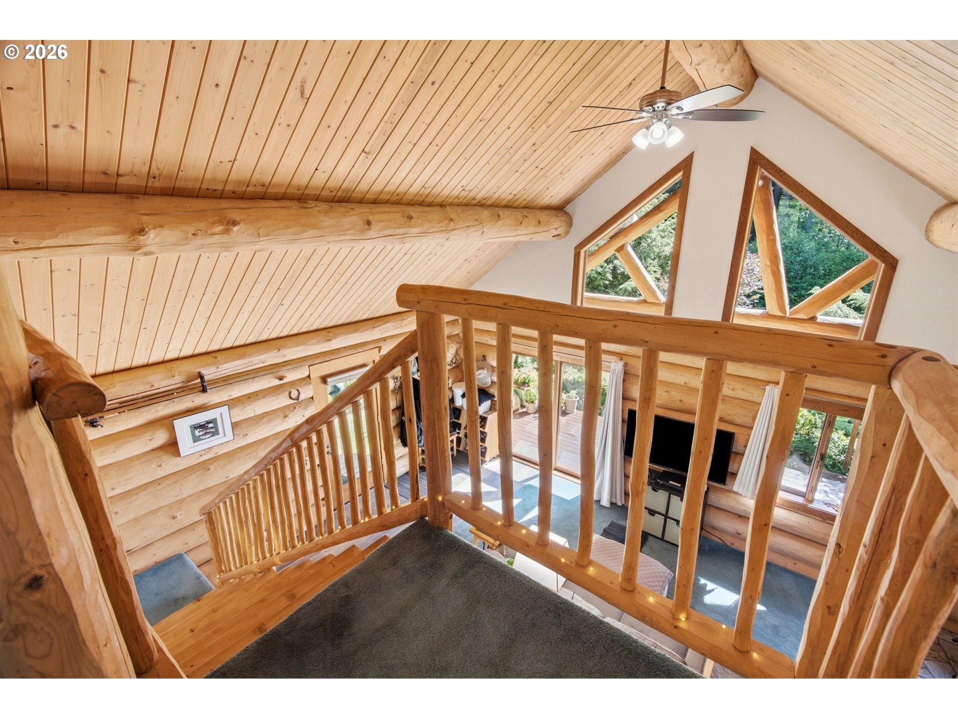 282 Edgewater Drive Carson, WA 98610 - Photo 15 of 48