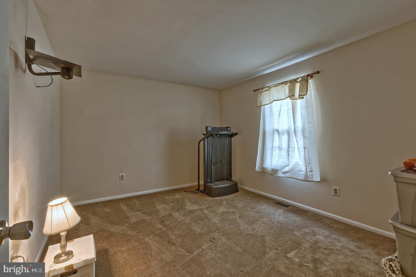 15 John Drive Sewell, NJ 08080 - Photo 18 of 28 Bedroom