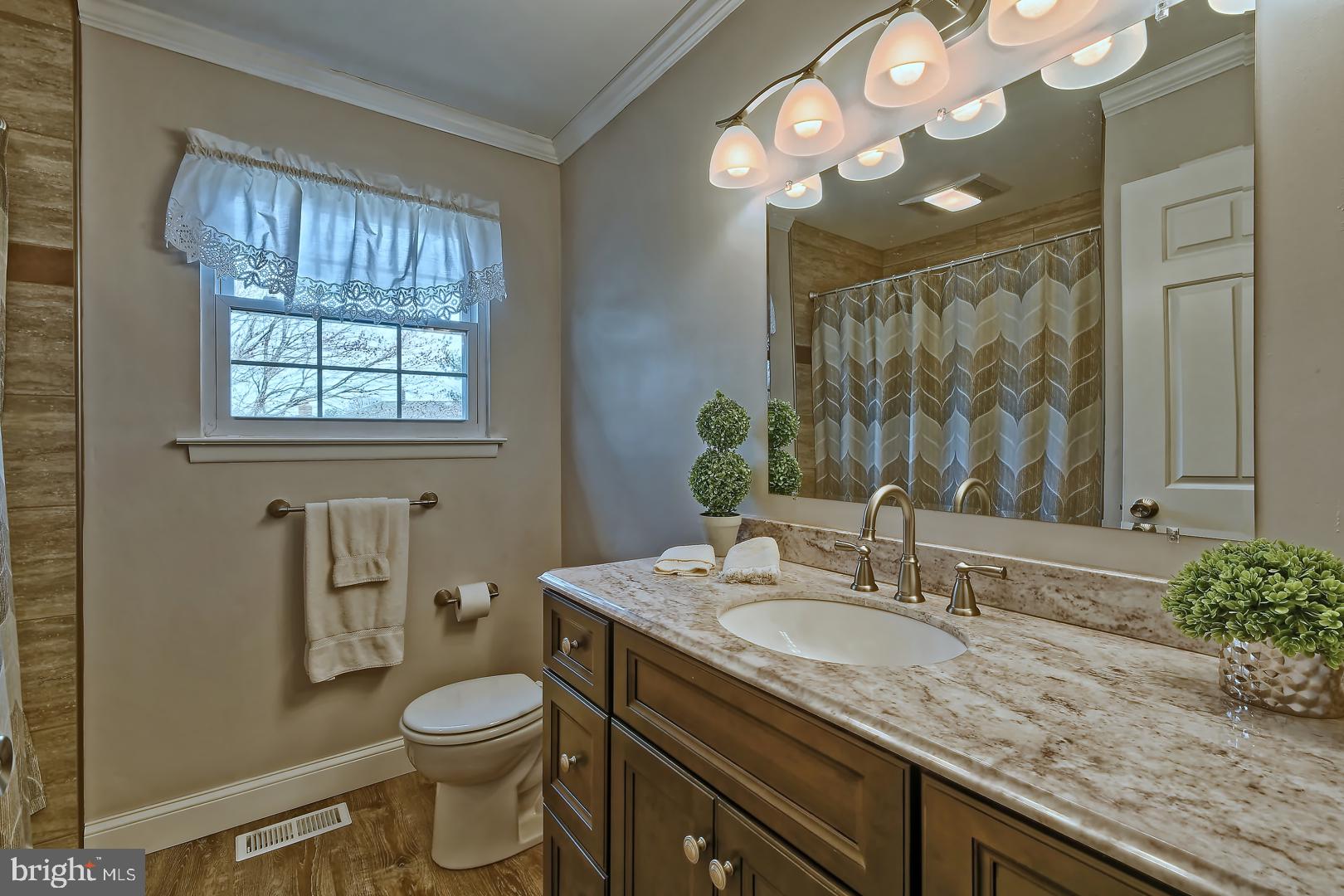 15 John Drive Sewell, NJ 08080 - Photo 20 of 28 Hall Bath