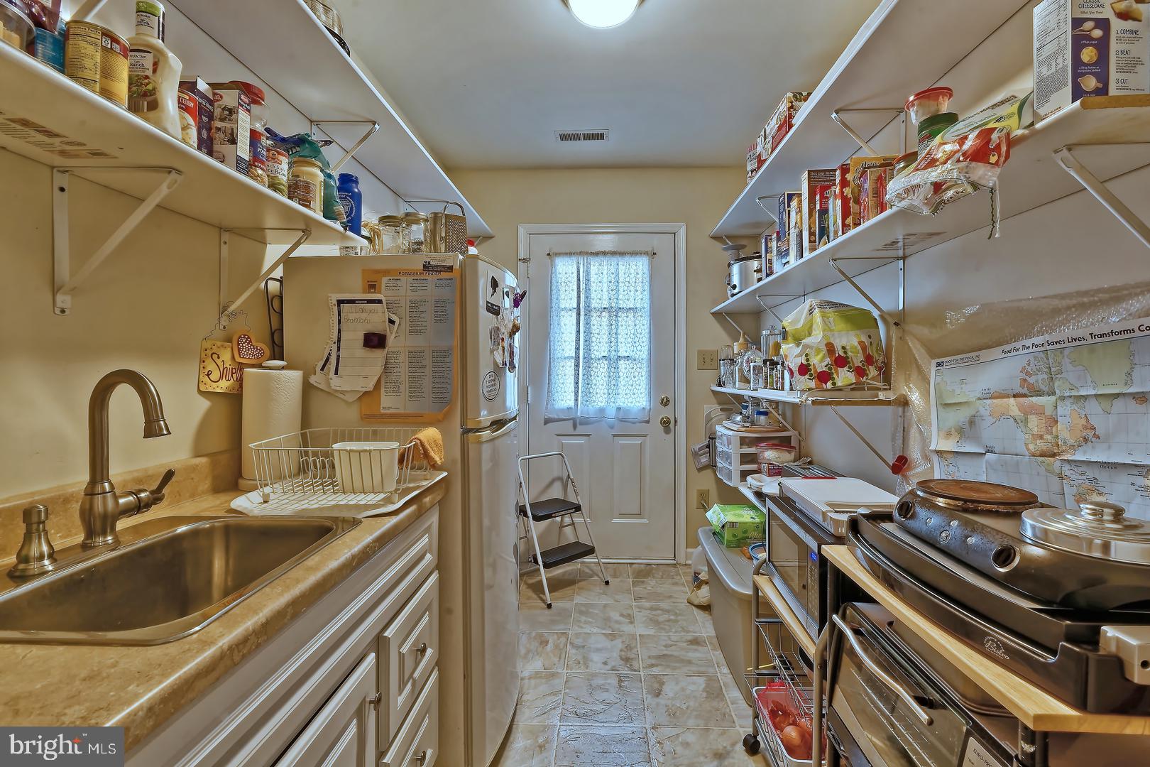 15 John Drive Sewell, NJ 08080 - Photo 22 of 28 In Law Suite