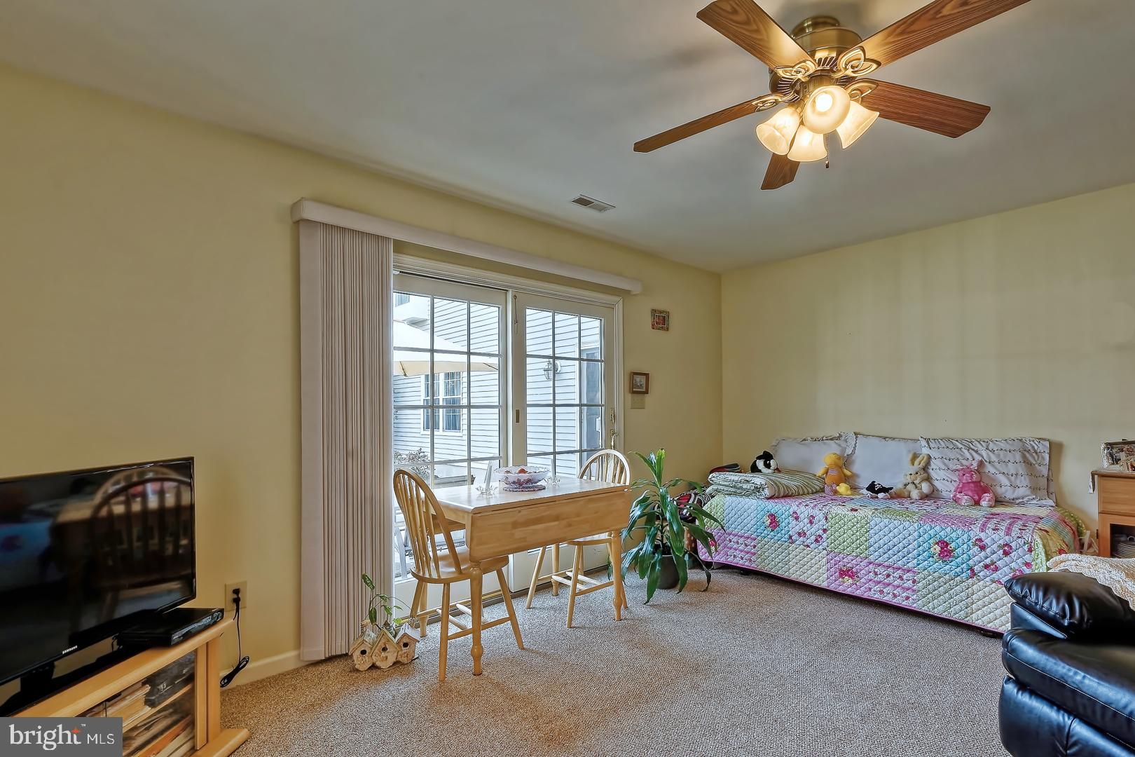 15 John Drive Sewell, NJ 08080 - Photo 24 of 28 In Law Suite