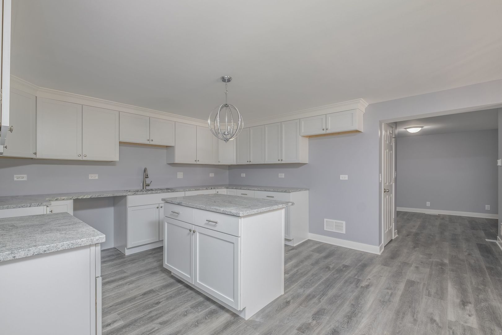3S530 Finley Road Sugar Grove, IL 60554 - Photo 5 of 27
