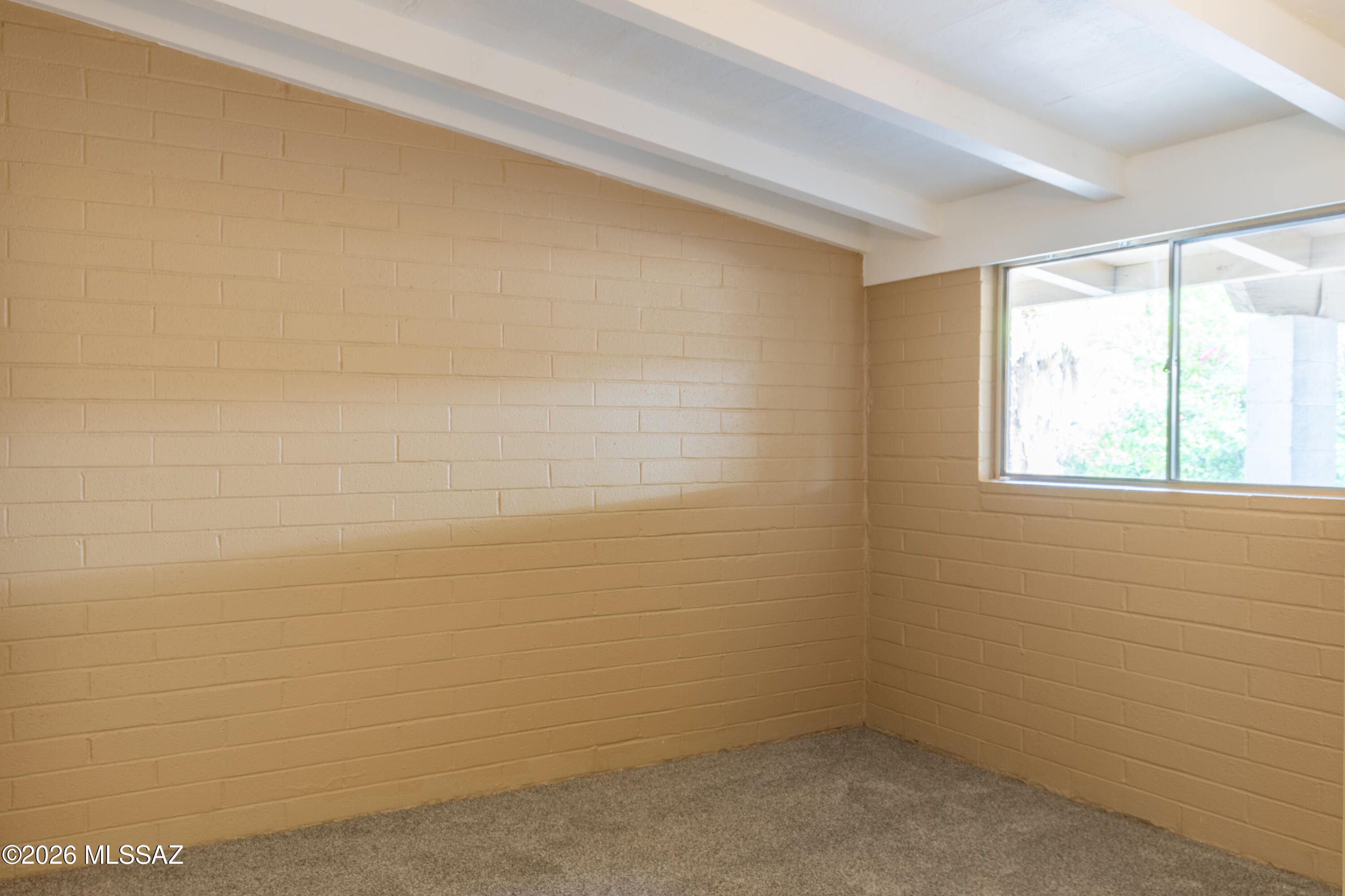 5901 North Oracle Road, Unit 12 Tucson, AZ 85704 - Photo 8 of 29 Front Bedroom