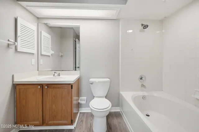 $295,000 | 8428 Country Bend Circle East, Jacksonville, FL 32244