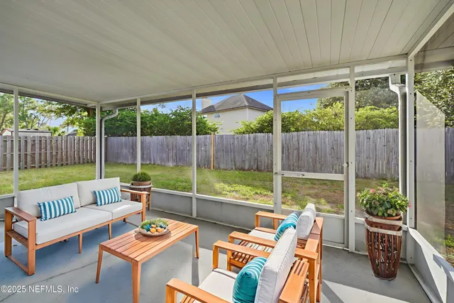 $295,000 | 8428 Country Bend Circle East, Jacksonville, FL 32244