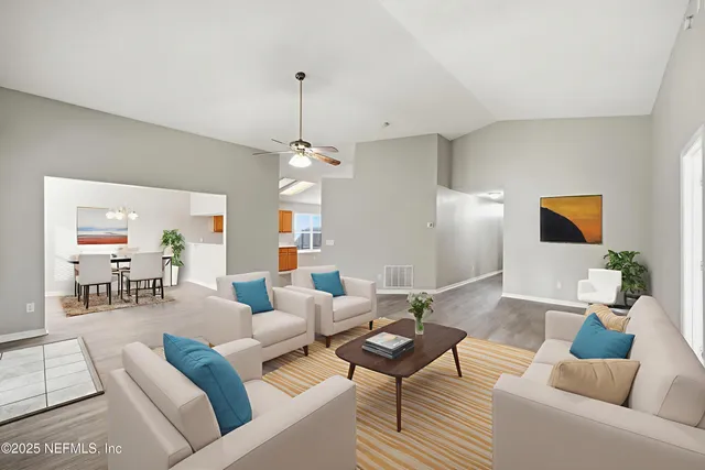 $295,000 | 8428 Country Bend Circle East, Jacksonville, FL 32244