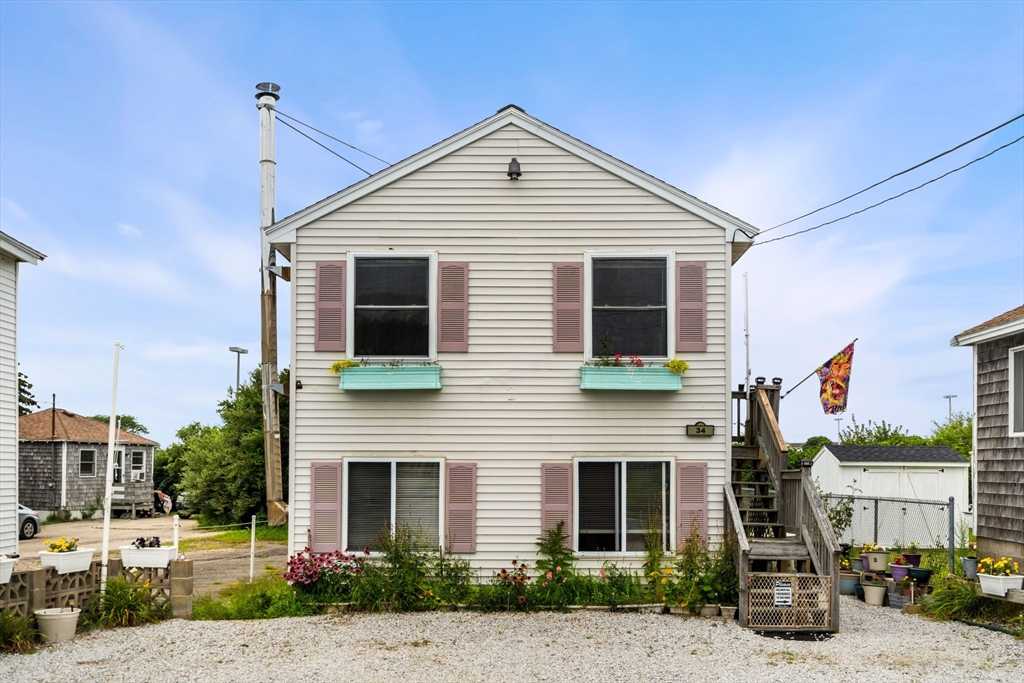 34 Cable Avenue Salisbury, MA 01952 - Photo 2 of 40