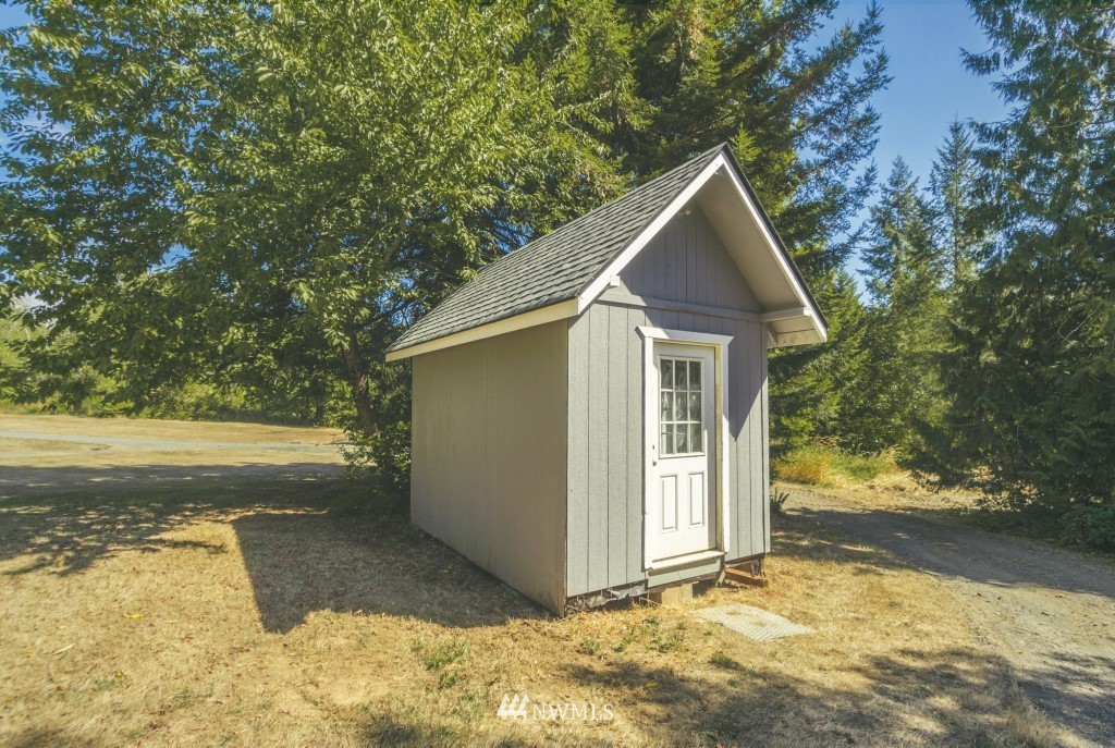 1453 B King Road Winlock, WA 98596 - Photo 4 of 14