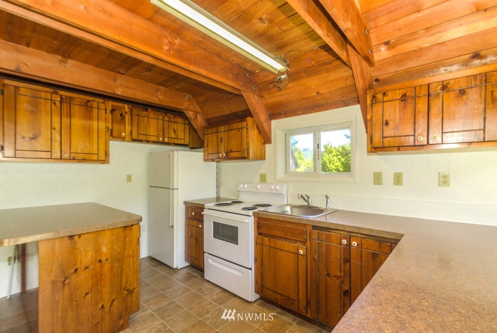 1453 B King Road Winlock, WA 98596 - Photo 8 of 14