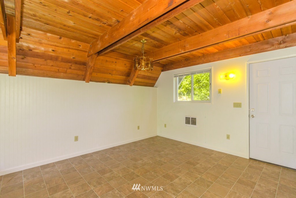 1453 B King Road Winlock, WA 98596 - Photo 9 of 14