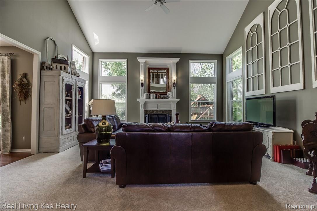4140 Plum Lane Rochester, MI 48306 - Photo 18 of 57 7.jpg