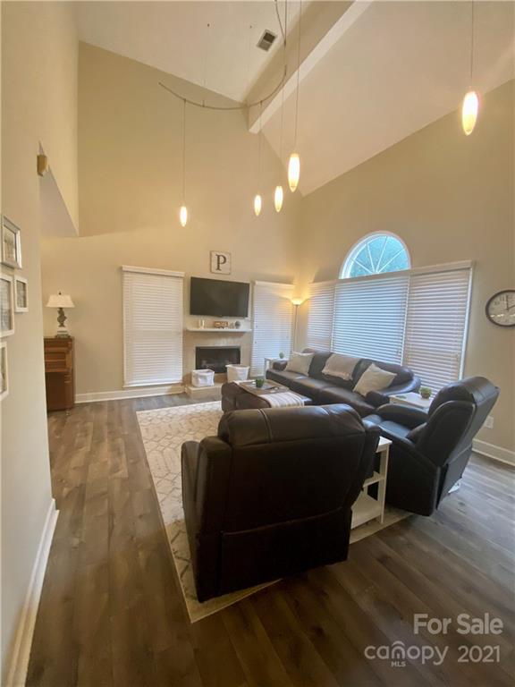 8425 Sardis Road Charlotte, NC 28270 - Photo 3 of 48