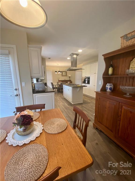 8425 Sardis Road Charlotte, NC 28270 - Photo 22 of 48