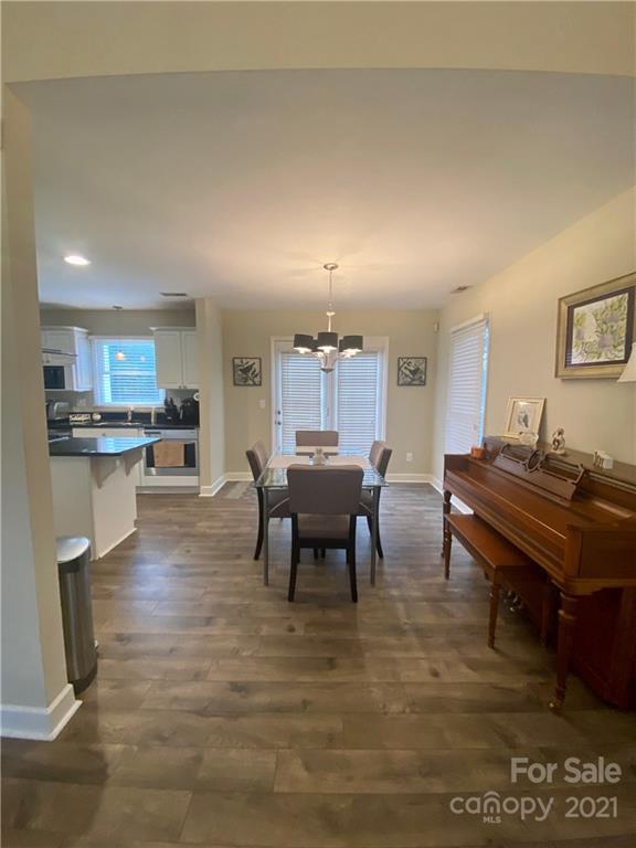 8425 Sardis Road Charlotte, NC 28270 - Photo 9 of 48