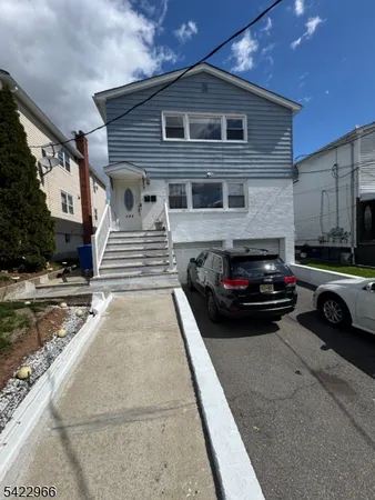 $3,000 | 468 Boyden Avenue, Maplewood, NJ 07040