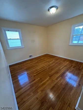 $3,000 | 468 Boyden Avenue, Maplewood, NJ 07040
