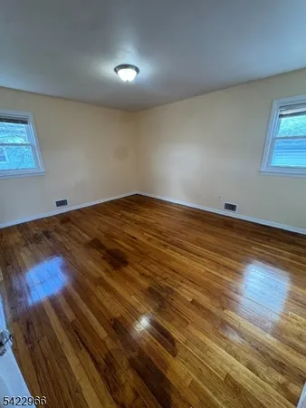 $3,000 | 468 Boyden Avenue, Maplewood, NJ 07040