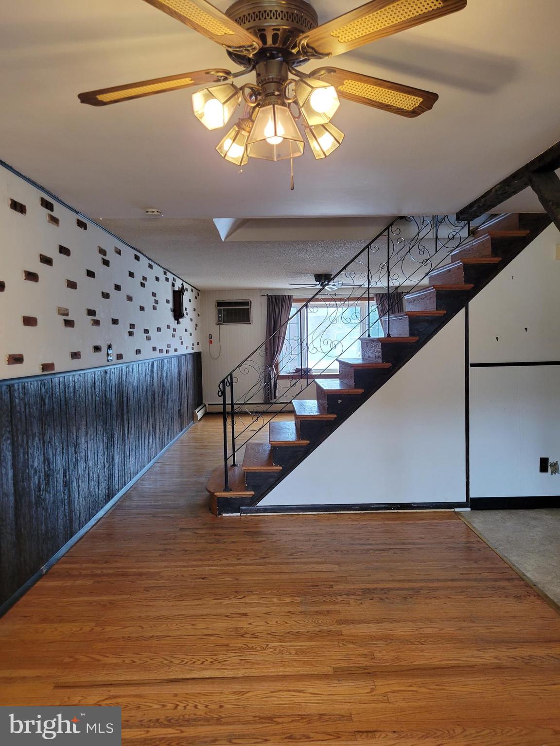 3816 Salina Road Philadelphia, PA 19154 - Photo 8 of 28 Gallery Image 8