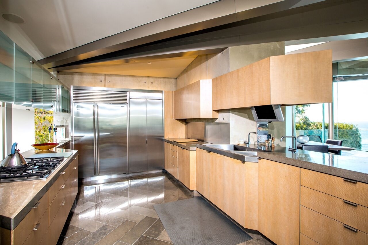 532 Neptune Avenue Encinitas, CA 92024 - Photo 7 of 10