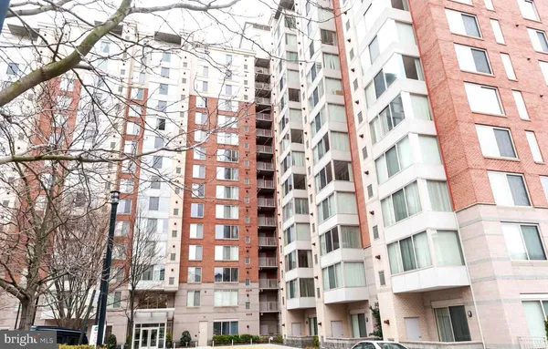 $2,500 | 2726 Gallows Road, Unit 1011, Vienna, VA 22180
