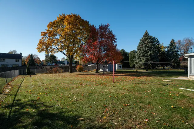 $319,900 | 4411 24th Street, Somers, WI 53144