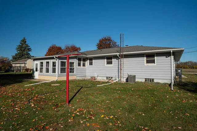 $319,900 | 4411 24th Street, Somers, WI 53144