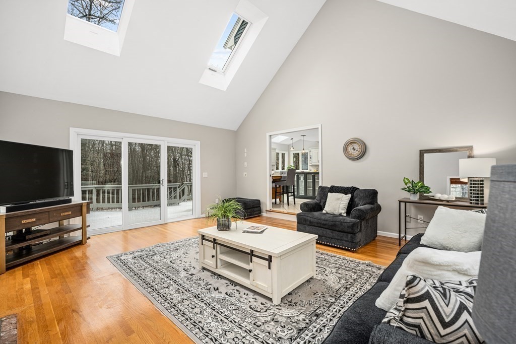 35 Smith Road Northborough, MA 01532 - Photo 15 of 39 Gallery Image 15