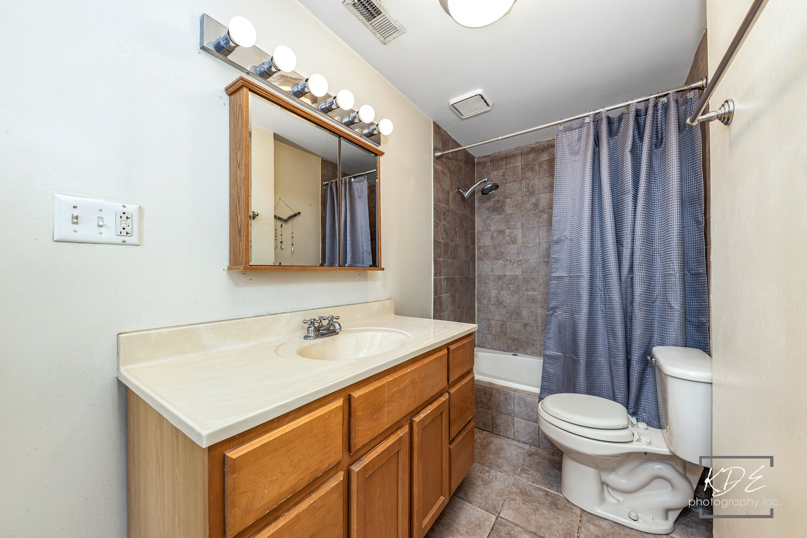400 McCarthy Road, Unit 203 Lemont, IL 60439 - Photo 20 of 23 Gallery Image 20