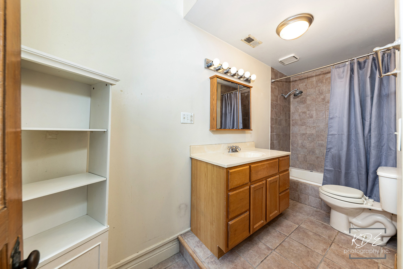 400 McCarthy Road, Unit 203 Lemont, IL 60439 - Photo 21 of 23 Gallery Image 21