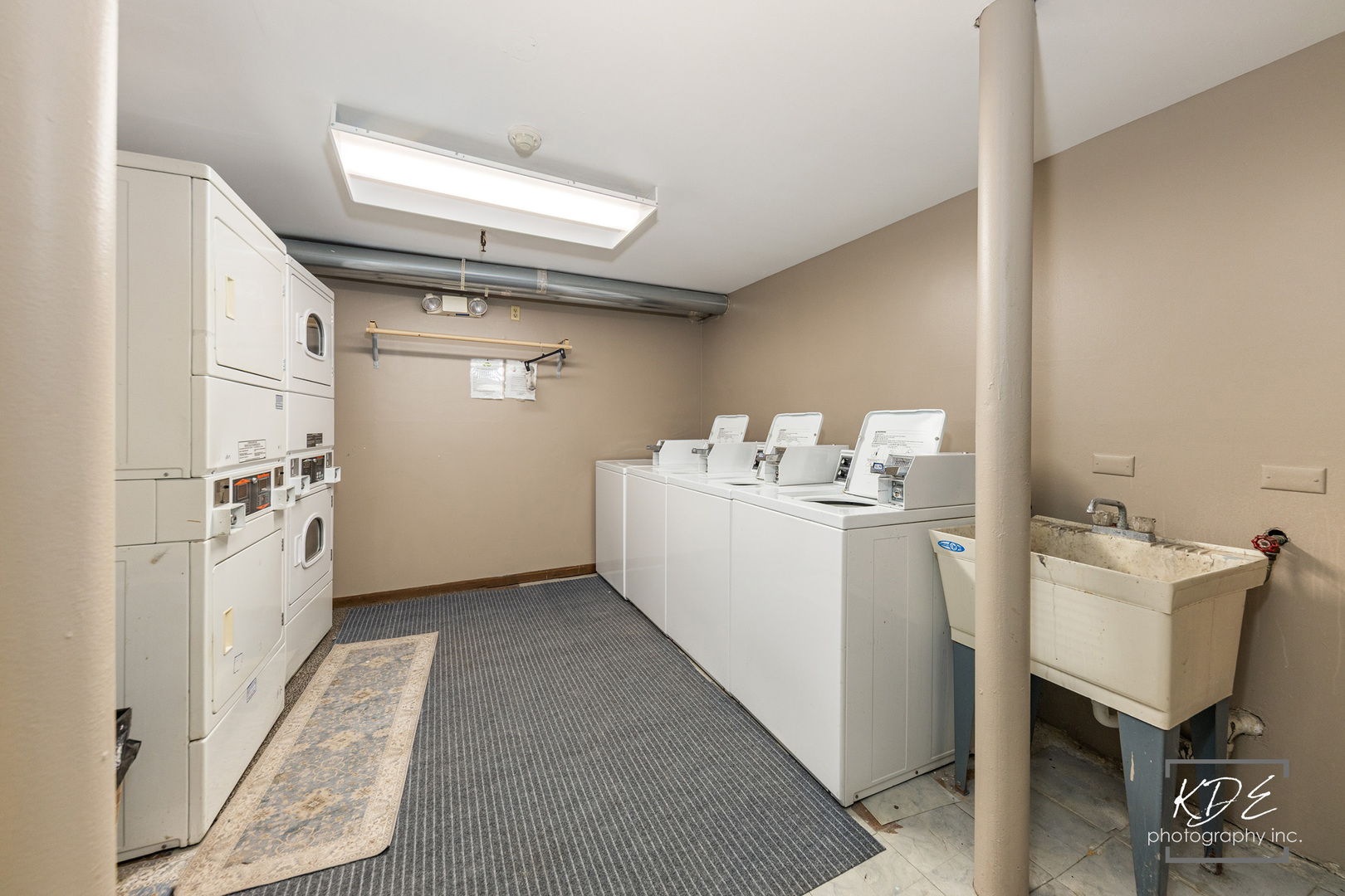 400 McCarthy Road, Unit 203 Lemont, IL 60439 - Photo 22 of 23 Gallery Image 22