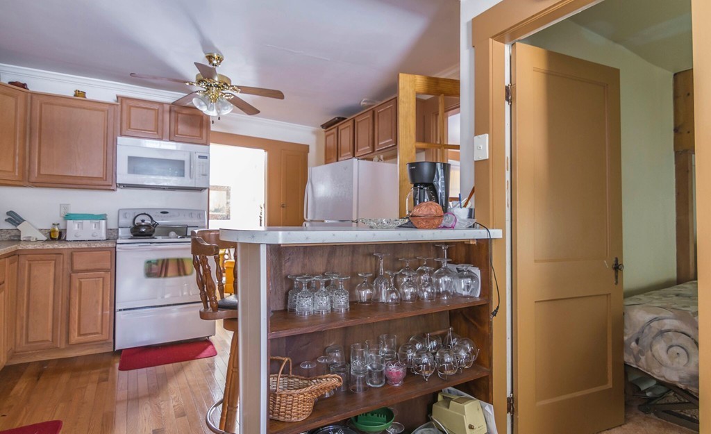 41 Shore Road North Brookfield, MA 01535 - Photo 16 of 29 Gallery Image 16