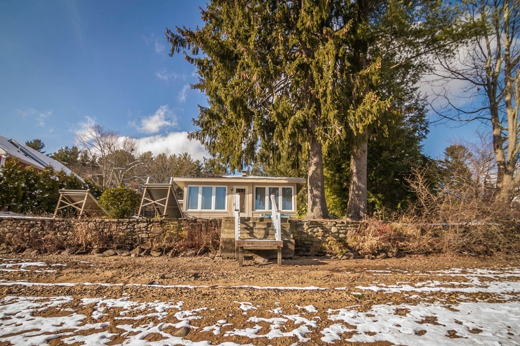 41 Shore Road North Brookfield, MA 01535 - Photo 24 of 29 Gallery Image 24