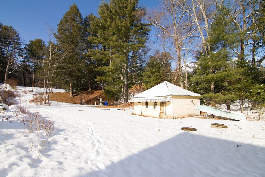 41 Shore Road North Brookfield, MA 01535 - Photo 26 of 29 Gallery Image 26