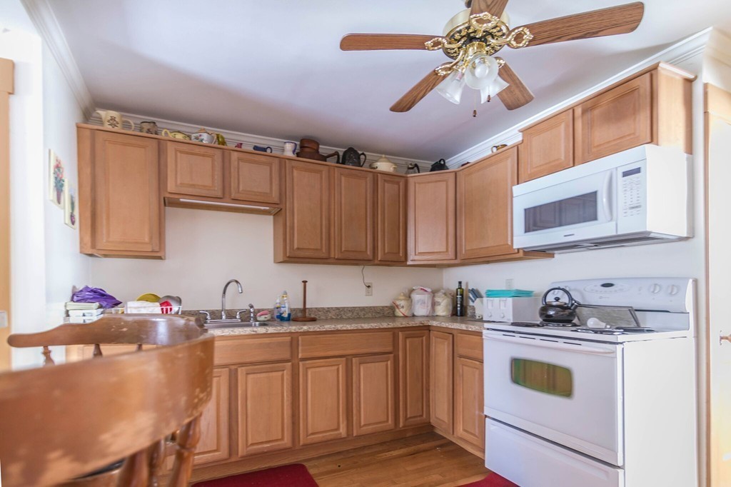 41 Shore Road North Brookfield, MA 01535 - Photo 5 of 29 Gallery Image 5