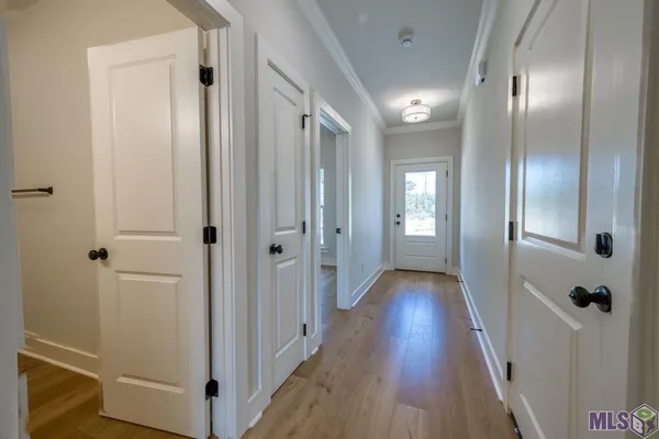 $197,000 | 8739 Lockhart Road, Unit 9B, Denham Springs, LA 70726