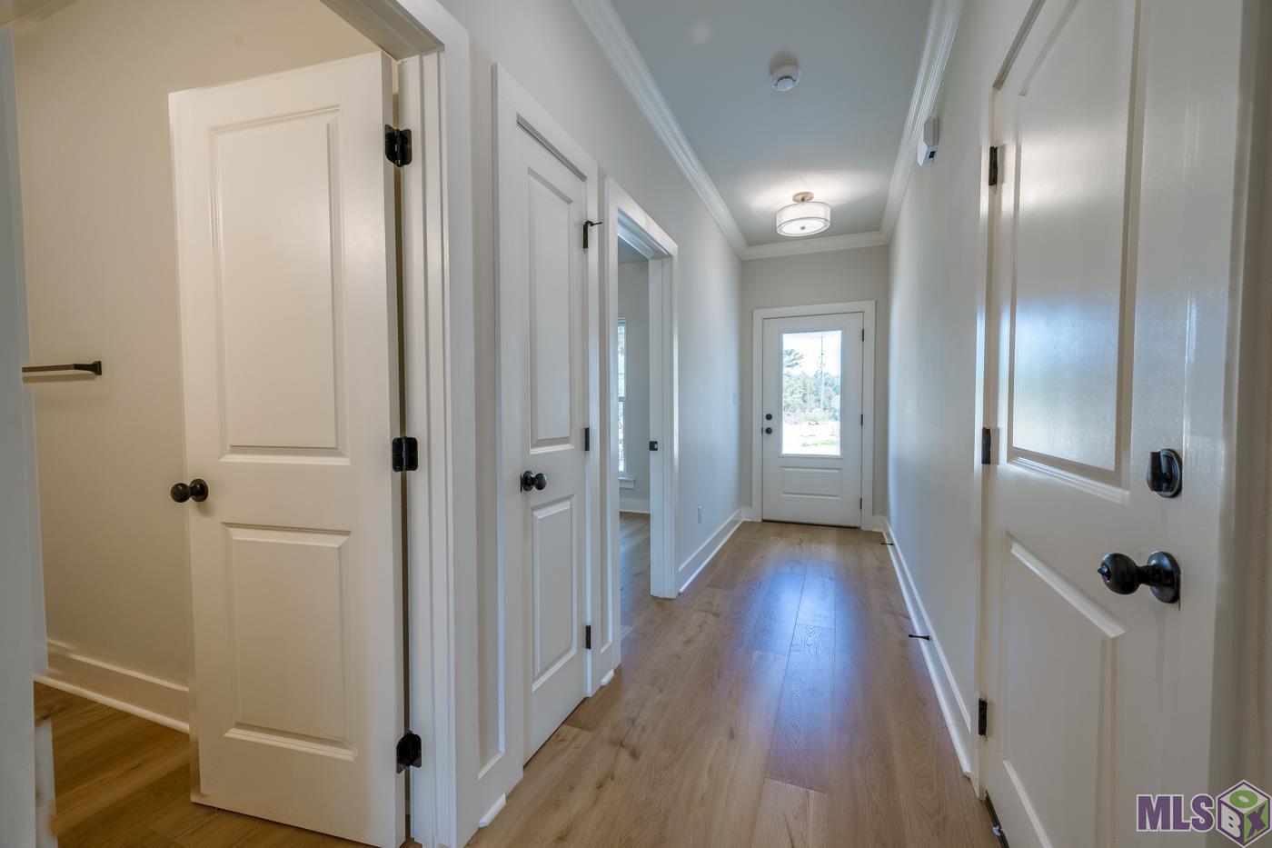 8739 Lockhart Road, Unit 9B Denham Springs, LA 70726 - Photo 4 of 18