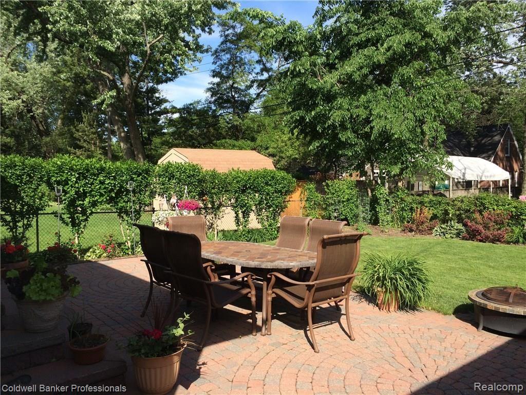 2815 Bembridge Road Royal Oak, MI 48073 - Photo 25 of 28 Gallery Image 25