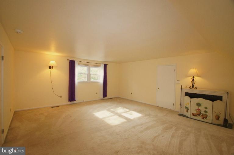 808 Whitaker Mill Road Joppa, MD 21085 - Photo 11 of 29 Bedroom (Master)
