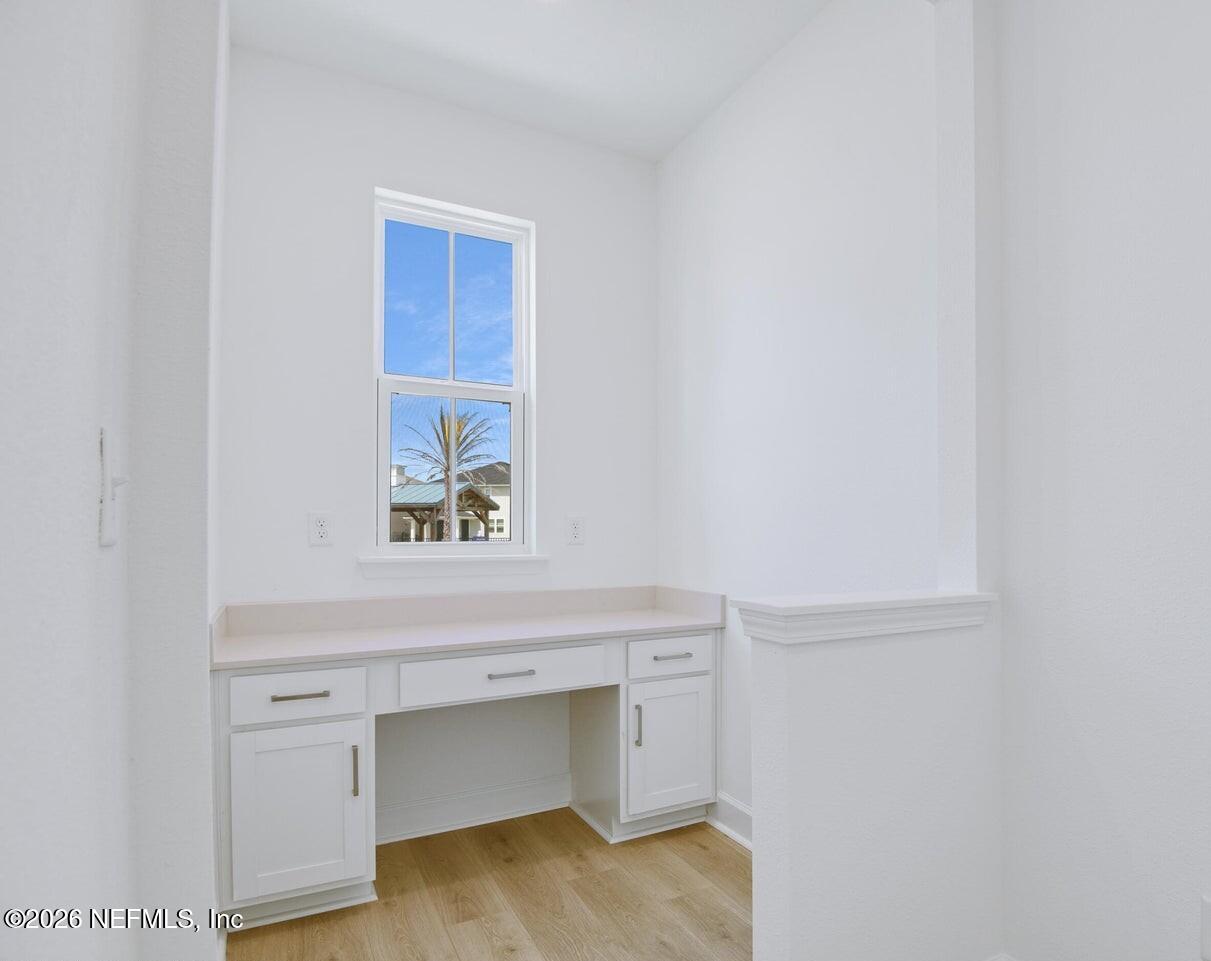 434 Cedar Elm Way St. Augustine, FL 32092 - Photo 3 of 27 a view of cabinets and window