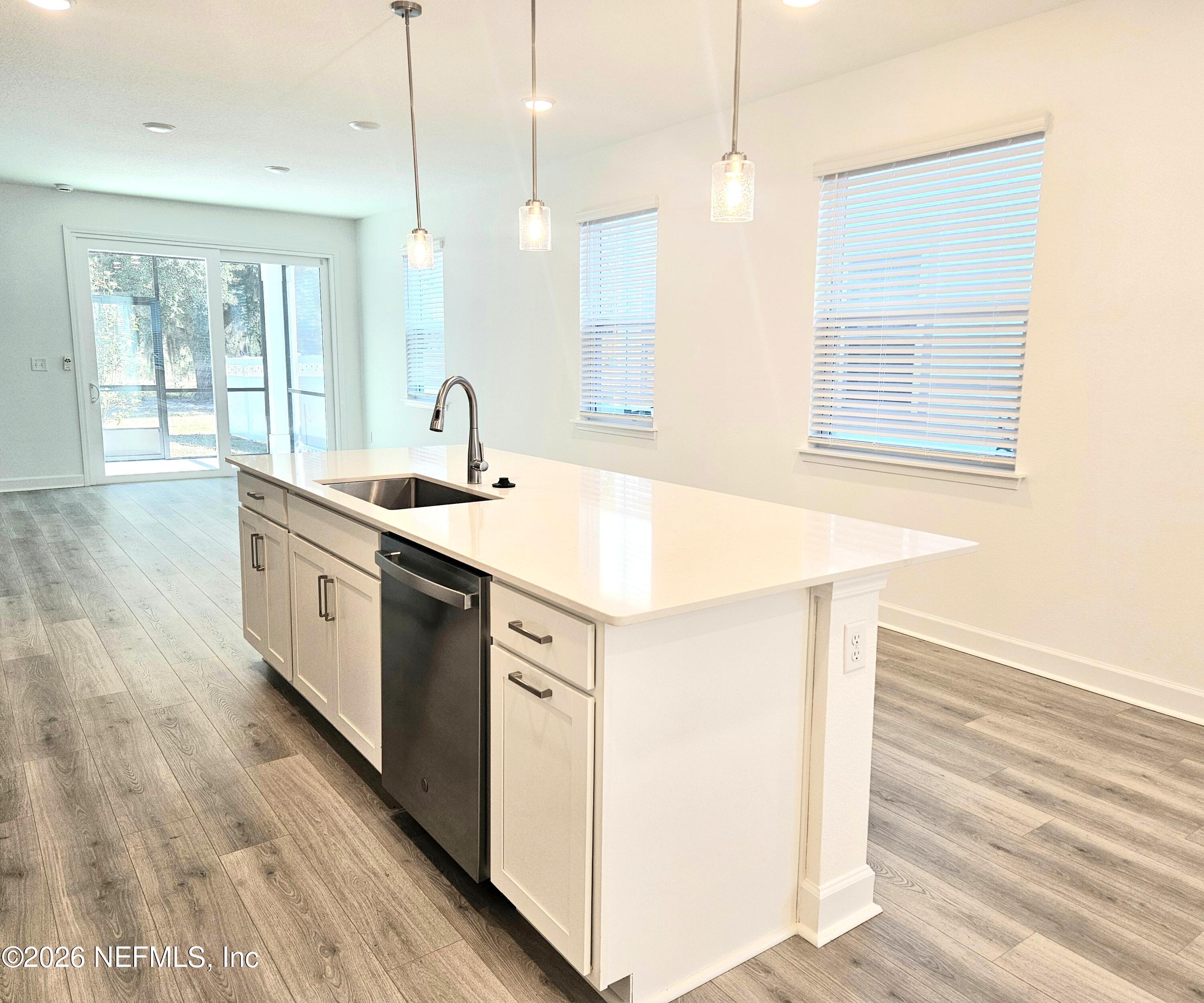 434 Cedar Elm Way St. Augustine, FL 32092 - Photo 6 of 27 KItchen Island