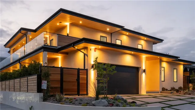 $5,795,000 | 461 Chabela Drive, Manhattan Beach, CA 90266