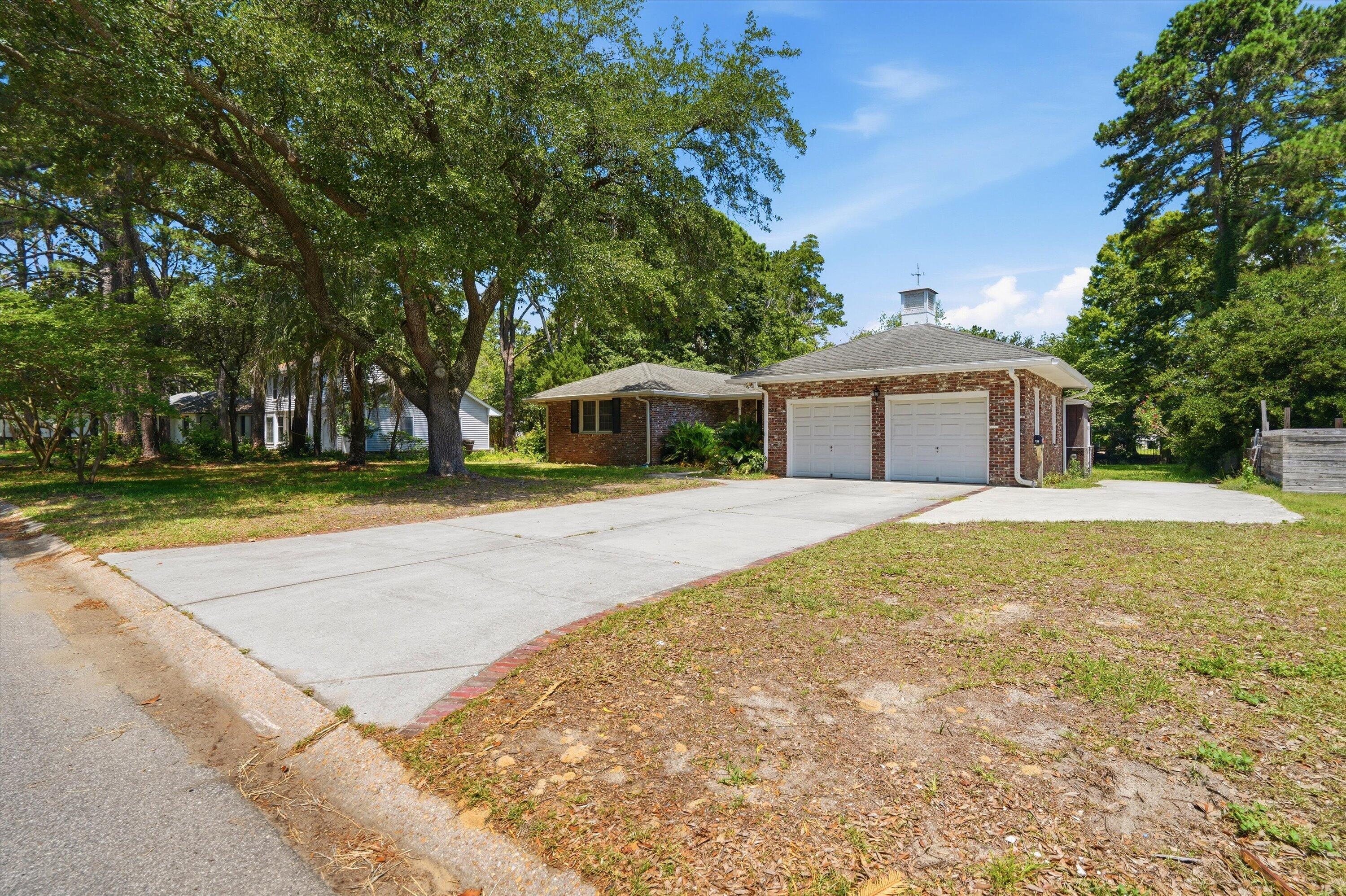 686 Pelzer Drive Mount Pleasant, SC 29464 - Photo 7 of 16 7