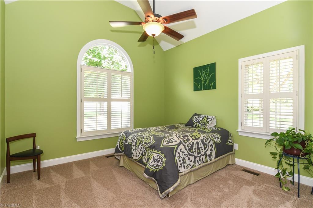 8800 Case Ridge Drive Oak Ridge, NC 27310 - Photo 18 of 24