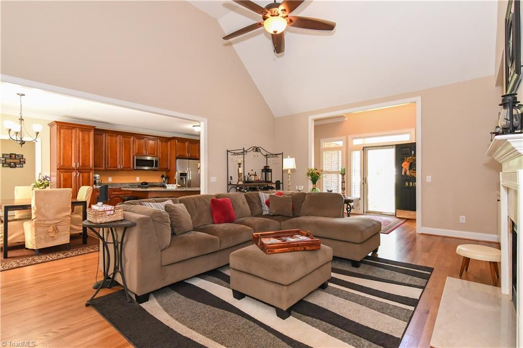8800 Case Ridge Drive Oak Ridge, NC 27310 - Photo 8 of 24