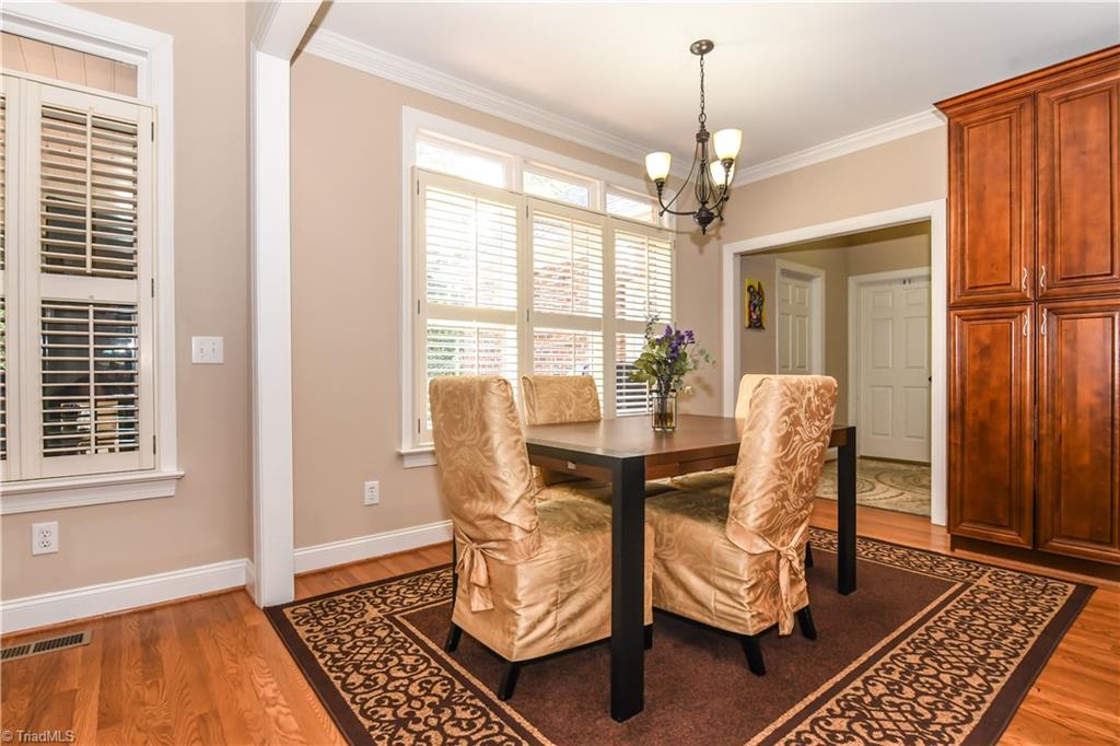 8800 Case Ridge Drive Oak Ridge, NC 27310 - Photo 9 of 24