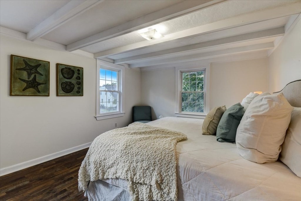 74 Boynton Street Waltham, MA 02453 - Photo 11 of 27