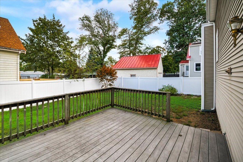 74 Boynton Street Waltham, MA 02453 - Photo 20 of 27