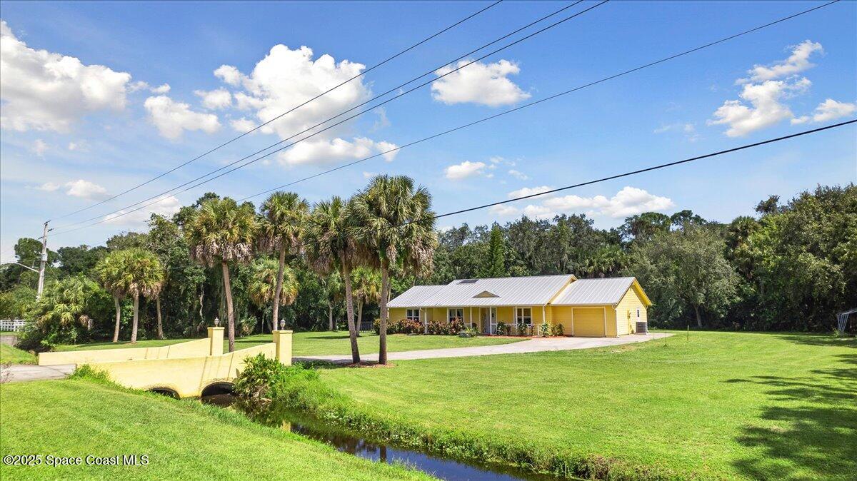 3455 Harlock Road Melbourne, FL 32934 - Photo 31 of 36 38-untitled-49