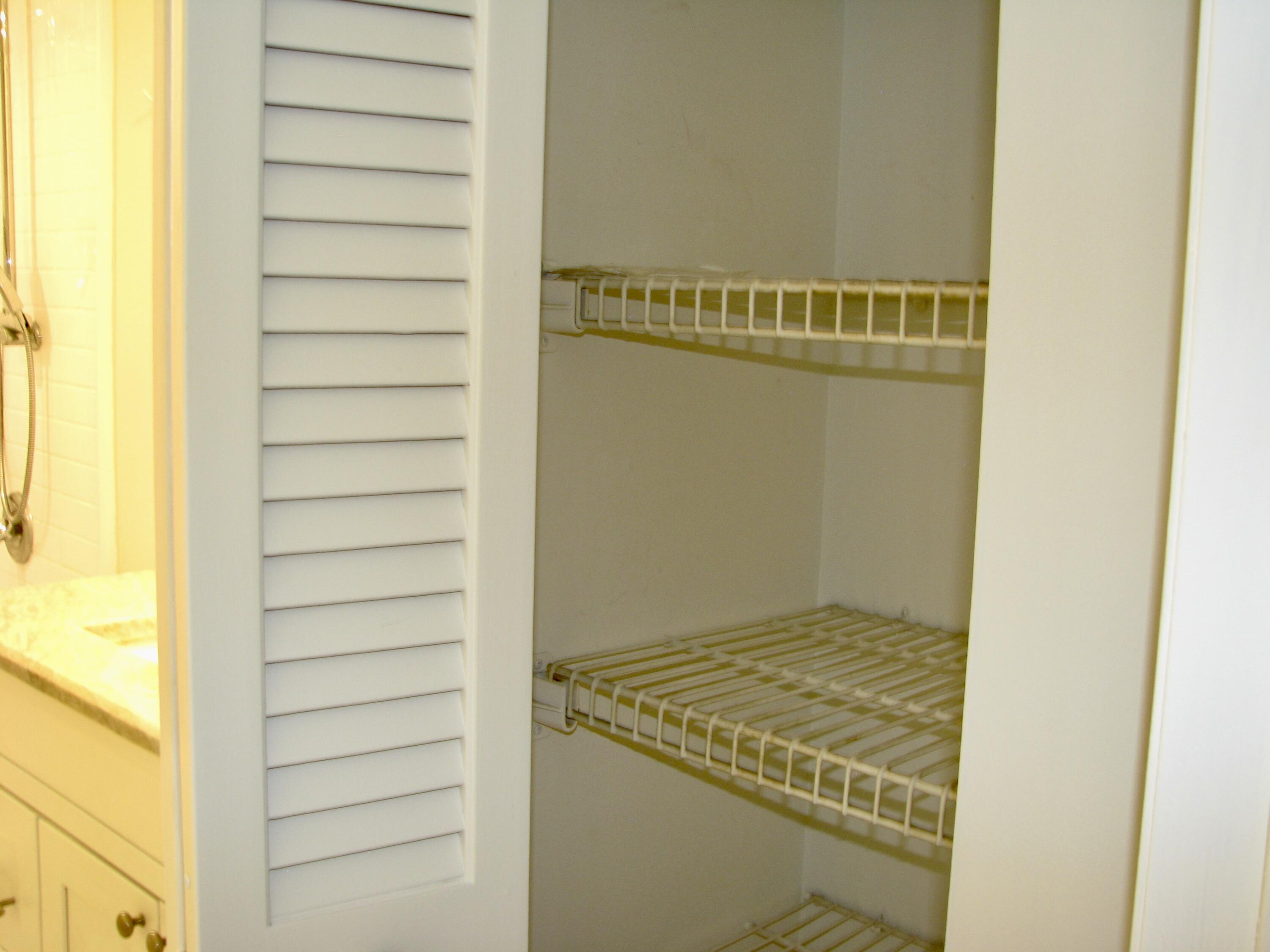 950 South Kanner Highway, Unit D4 Stuart, FL 34994 - Photo 15 of 36 a view of a balcony